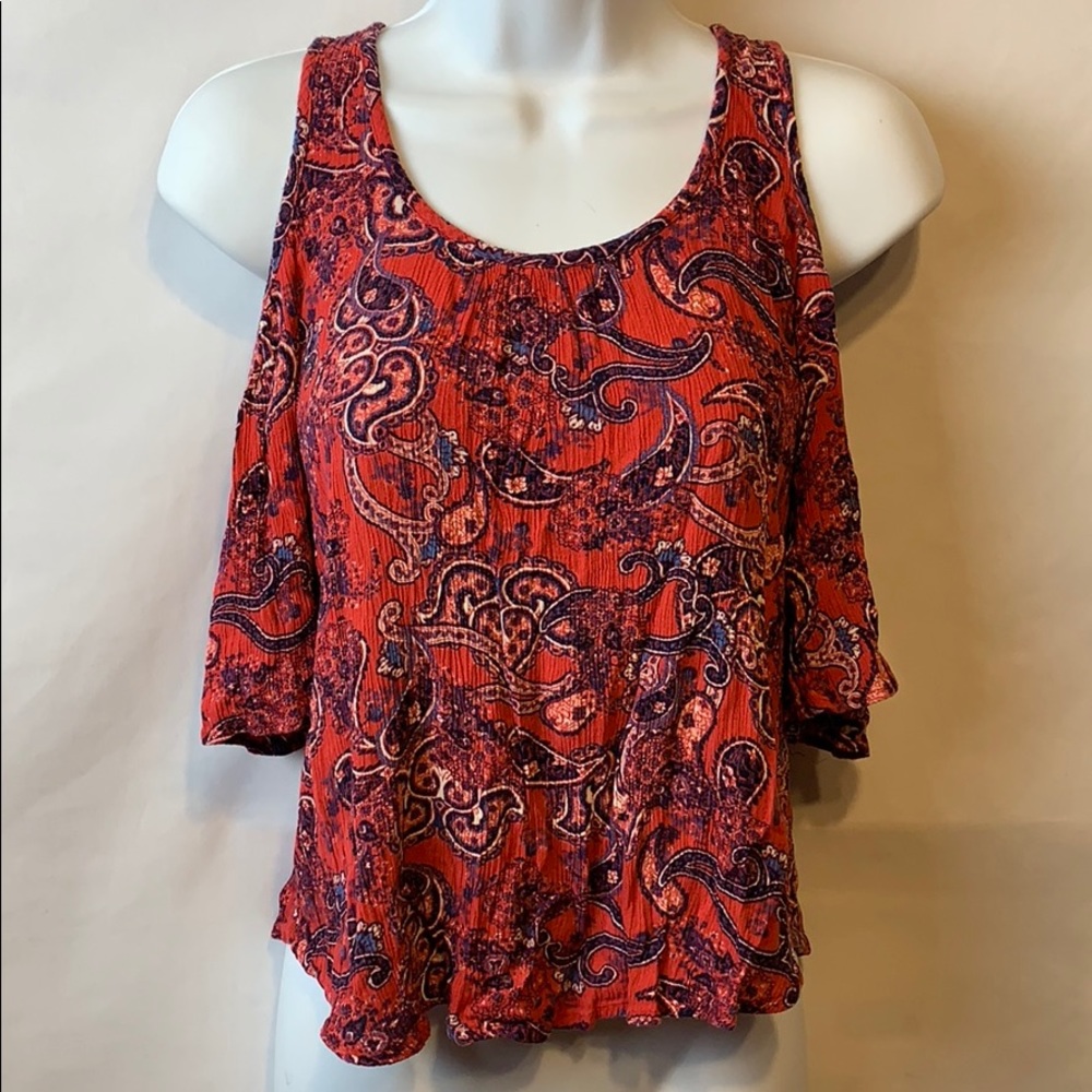 Mossimo Top Exposed Shoulder